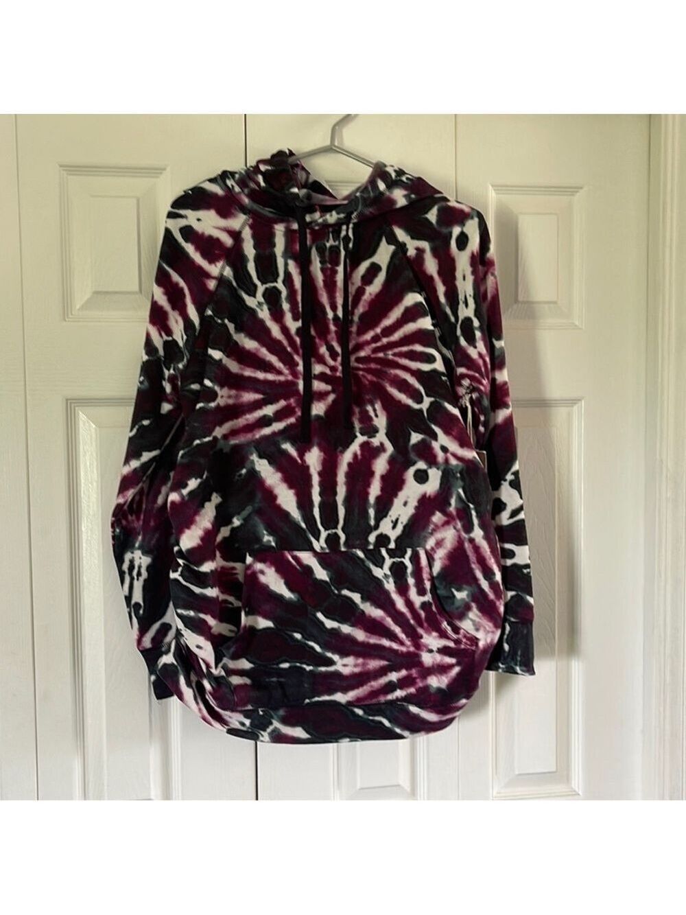 ❤️❤️ HOST PICKED❤️❤️ Paisley Sky Maternity Hoodie Size L🥰🥰